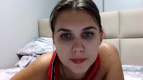 Snapshot of firststarsara chatting on September 10, 7:15 pm Sara online show from September 10, 7:15 pm