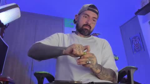 fisherrman666 online show from November 13, 2:25 am