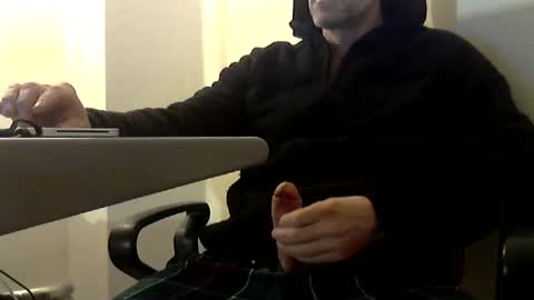 Daddy Cool online show from February 22, 1:09 am