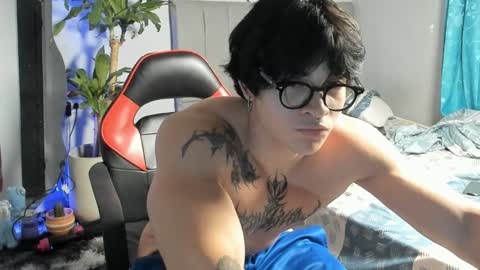 Snapshot of fit_prince_ chatting on January 16, 3:23 am David hotman online show from January 16, 3:23 am
