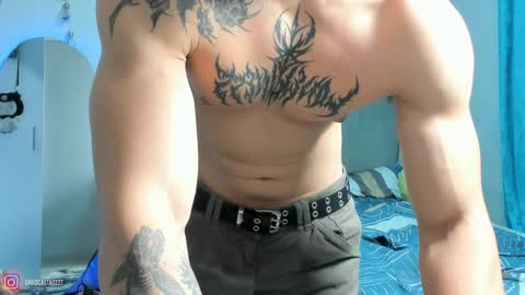Snapshot of fit_prince_ chatting on December 10, 7:47 am David hotman online show from December 10, 7:47 am