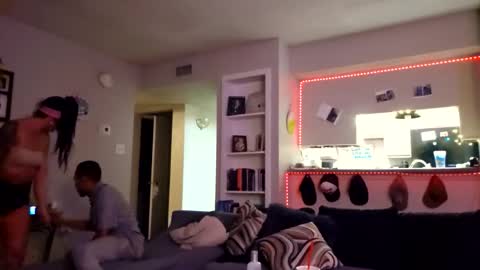 fit_sxy_siouxsie online show from October 14, 9:56 am