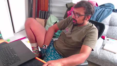 fizz6572 online show from October 8, 7:47 am