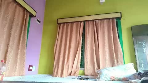Ur BoyToy online show from May 8, 9:37 am