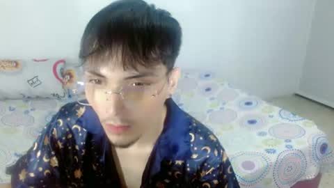flaco23_latino online show from June 13, 5:51 am