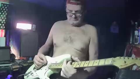 flamingfartguy online show from December 17, 3:27 pm