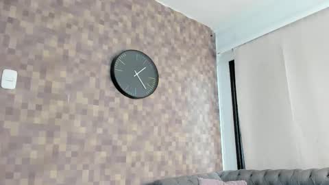 Flavia online show from September 25, 7:54 pm