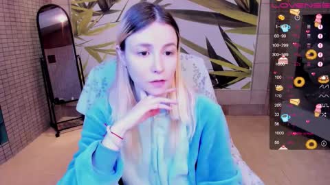 FlexiMona online show from January 11, 10:32 am