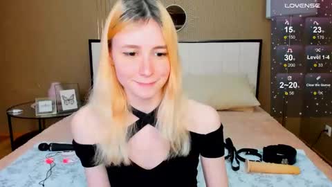 FlexiMona online show from October 10, 9:48 am