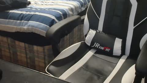 Flic online show from February 2, 4:54 pm