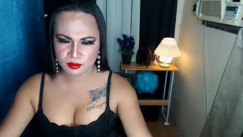 Angel online show from February 1, 5:37 pm
