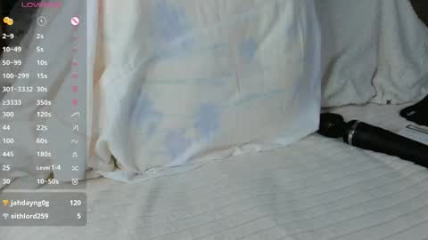 Emely  online show from April 22, 3:24 am