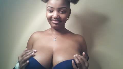 flirtymimie online show from May 14, 9:29 am