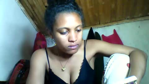 Snapshot of florencia011 chatting on October 20, 7:19 pm florencia011 online show from October 20, 7:19 pm