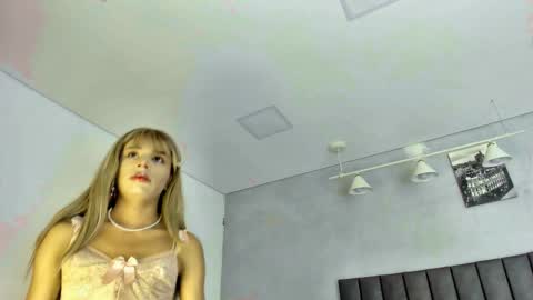 Florian Sven online show from November 6, 3:37 pm