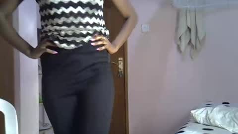 Snapshot of florish_ chatting on September 21, 8:35 pm florish_ online show from September 21, 8:35 pm