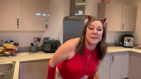 flossyishot online show from October 25, 6:52 pm