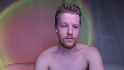 Snapshot of flower_haze chatting on March 3, 4:36 pm Alexander online show from March 3, 4:36 pm