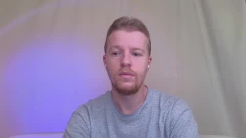 Snapshot of flower_haze chatting on February 23, 5:01 am Alexander online show from February 23, 5:01 am