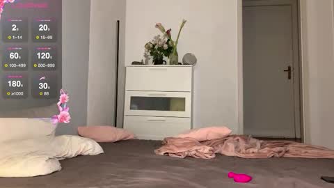 Flower online show from October 11, 6:55 pm