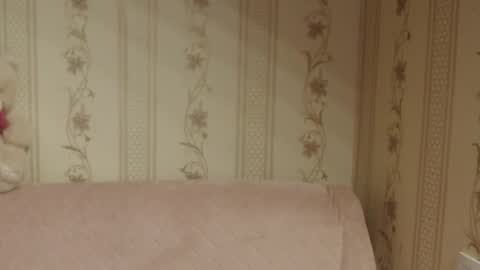 say meow and send tip  online show from November 19, 11:42 am