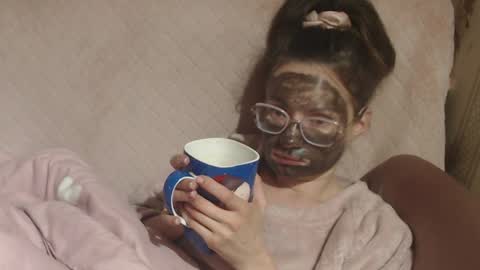 say meow and send tip  online show from April 4, 12:06 am