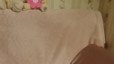 say meow and send tip  online show from March 17, 7:41 pm