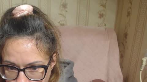 say meow and send tip  online show from November 17, 2:19 pm