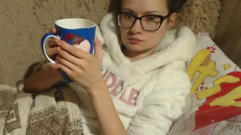 say meow and send tip  online show from January 26, 4:41 pm