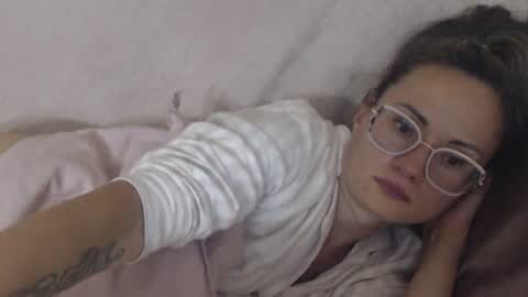 say meow  and  send tip  online show from July 16, 3:26 pm