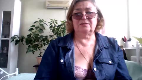 Flowerlower online show from February 27, 8:46 am