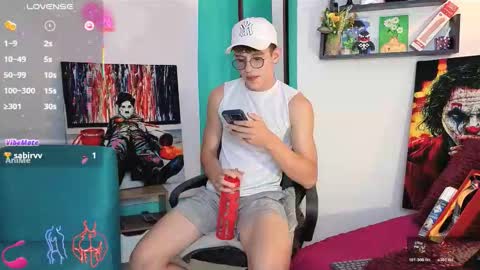 flowers109 online show from February 25, 11:30 pm