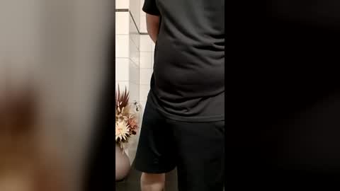 fluffybutt_ online show from July 20, 9:05 pm