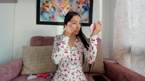 Flufi 740 online show from October 3, 11:07 am