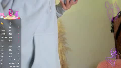 Flufi 740 online show from November 6, 2:31 pm