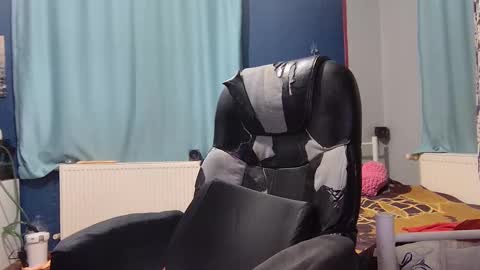 FlyDirty online show from March 7, 8:11 pm