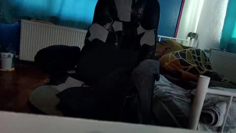 FlyDirty online show from February 24, 6:38 am