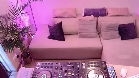 Forbidden Kitty online show from November 1, 11:53 am