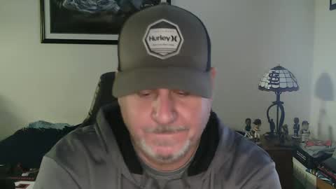 Snapshot of foreplayman22 chatting on December 7, 8:44 pm foreplayman22 online show from December 7, 8:44 pm