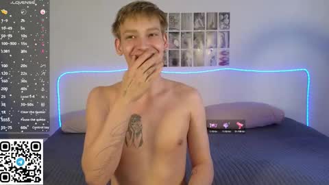 forever_eren online show from February 20, 6:19 am