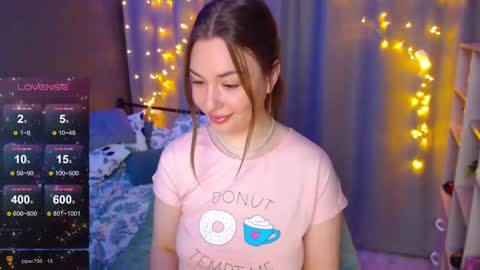 Julia online show from December 13, 3:16 am