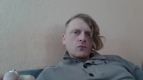 Snapshot of forgotten_lover chatting on January 10, 8:51 am forgotten_lover online show from January 10, 8:51 am