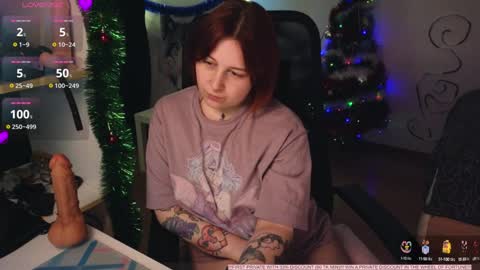 Snapshot of foxgirlandmerguis chatting on December 20, 10:27 am Belinda online show from December 20, 10:27 am