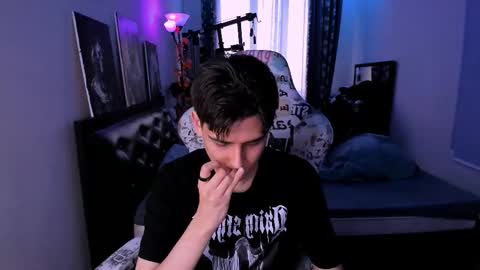 Foxicfu online show from February 23, 11:45 am