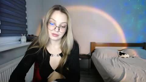 Snapshot of foxxialice chatting on February 28, 3:48 pm foxxialice online show from February 28, 3:48 pm