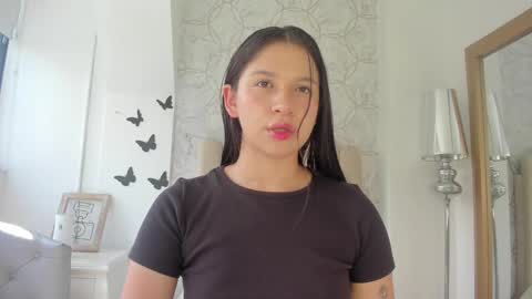 Foxy online show from February 17, 7:33 pm