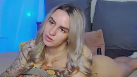 Foxy Kimmi online show from March 27, 8:26 am