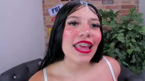 Loren online show from May 14, 4:16 pm