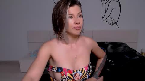 Fox online show from October 25, 9:48 pm