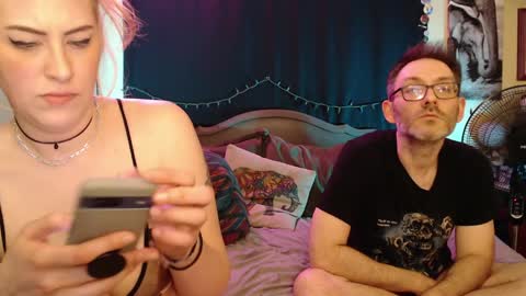 Mallory Koxx online show from March 29, 8:49 am